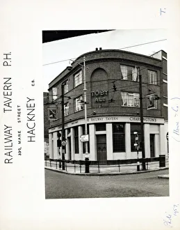 Photograph of Railway Tavern, Hackney (New), London