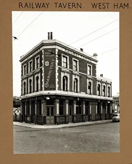 Photograph of Railway Tavern, West Ham, London