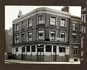 Photograph of Richmond Arms, Caledonian Road, London