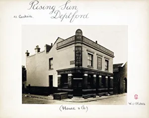 Rising Prints: Photograph of Rising Sun PH, Deptford, London
