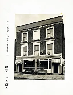 Photograph of Rising Sun PH, Islington, London