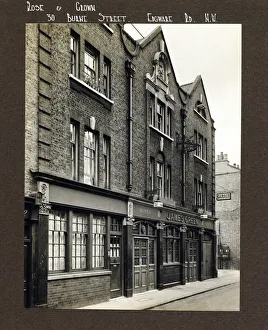 Edgware Prints: Photograph of Rose & Crown PH, Edgware Road, London