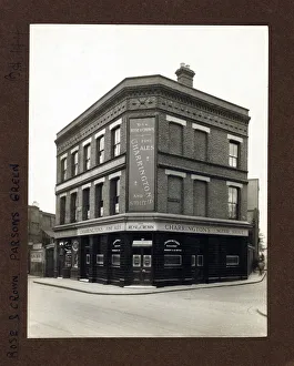 Parsons Prints: Photograph of Rose & Crown PH, Parsons Green, London