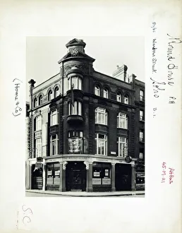 Photograph of Round House PH, Soho, London