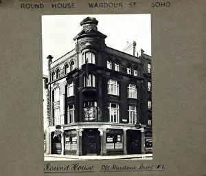Photograph of Round House PH, Soho, London