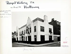Holloway Prints: Photograph of Royal Victory PH, Holloway, London