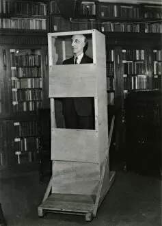 Josef Gallery: Photograph of sentry box apparatus