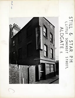 Still Gallery: Photograph of Still & Star PH, Aldgate, London