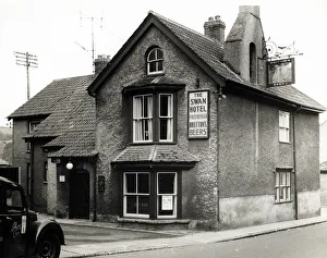 Brutton Prints: Photograph of Swan Hotel, Ilminster, Somerset