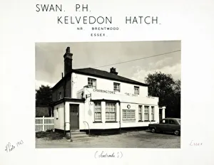 Hatch Prints: Photograph of Swan PH, Kelvedon Hatch, Essex
