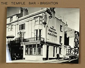 Brewery Prints: Photograph of Temple Bar PH, Brighton, Sussex