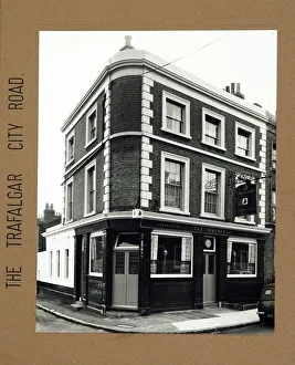 Photograph of Trafalgar PH, City Road, London