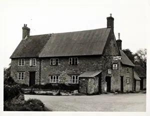 Travellers Prints: Photograph of Travellers Rest PH, Sherborne, Somerset