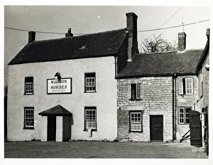 Cary Prints: Photograph of Waggon & Horses PH, Castle Cary, Somerset