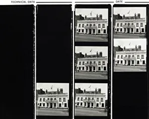 Mitcham Prints: Photograph of White Hart PH, Mitcham, Greater London