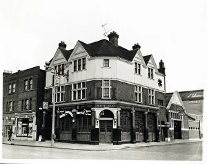 Photograph of White Hart PH, Tottenham, London