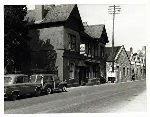 Chard Prints: Photograph of White Horse Inn, Chard, Somerset