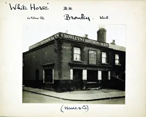 Photograph of White Horse PH, Bromley, Greater London