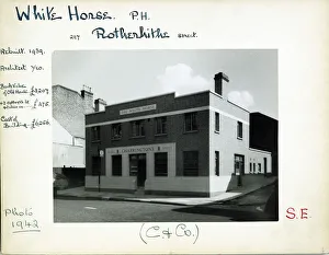 Photograph of White Horse PH, Rotherhithe (New), London
