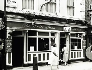 Photograph of White Swan PH, Covent Garden, London