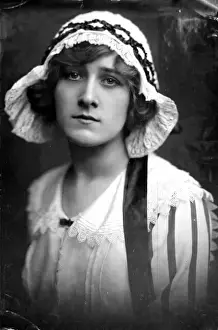 Dare Prints: Phyllis Dare, c. 1910