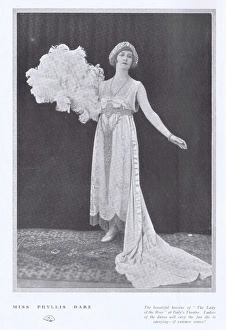 Images Dated 9th May 2016: Phyllis Dare, heroine of The Lady of the Rose at Dalys Thea