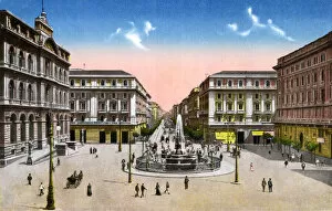 Napoli Collection: Piazza della Borsa with Medina Fountain, Naples, Italy