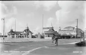 Theater Prints: Pier Pavilion in Southport