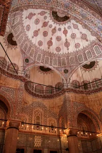 Ahmet Gallery: The piers and ceramic work of the Sultan Ahmed Mosque in Is