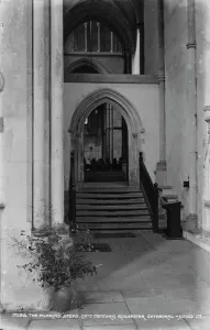 Pilgrims Prints: The Pilgrim's Steps at Rochester Cathedral