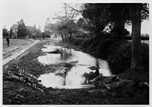 Gravel Prints: The Piltdown (Skull) Gravel Pit