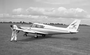 Piper Prints: Piper PA-24-250 Comanche G-APZG