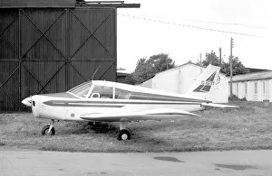 Cherokee Prints: Piper PA-28 Cherokee G-ARVT