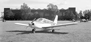Cherokee Prints: Piper PA-28 Cherokee G-AVBM