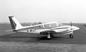 Piper PA-30 Twin Comanche G-AVJT
