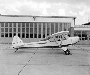 Rotterdam Prints: Piper Super Cub PH-NFD