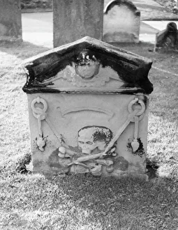 Grim Prints: A PIRATE'S GRAVE