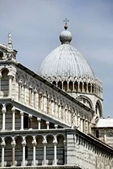 Images Dated 11th June 2007: Pisa Duomo