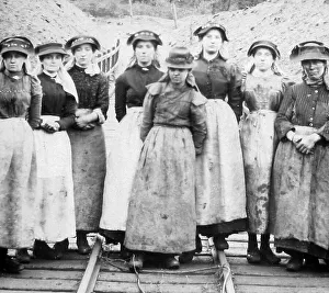 Lasses Prints: Pit girls, coal mine