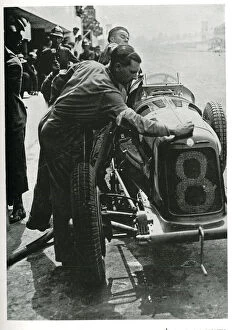 Mechanics Collection: Pitstop at Monza, Italian Grand Prix