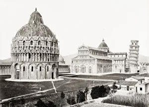 Pizza della Duomo, Leaning Tower of Pisa, Italy