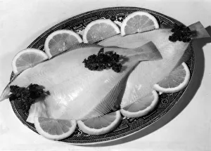 Images Dated 29th March 2018: PLAICE AND LEMON
