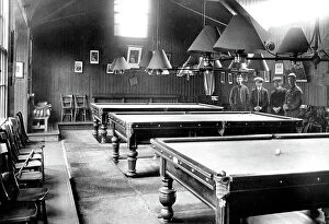 Billiards Collection: Playing billiards, Longmoor Military Camp
