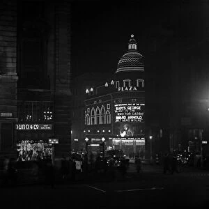 Gladys Collection: The Plaza, Piccadilly Circus, London