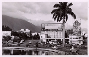 Images Dated 29th September 2015: Plaza Venezuela, Caracas, Venezuela, Central America