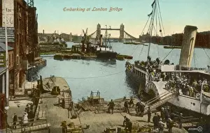 Pleasure Steamer London Bridge