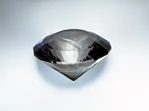 Oxide Prints: Pleochroism in an iolite cut stone