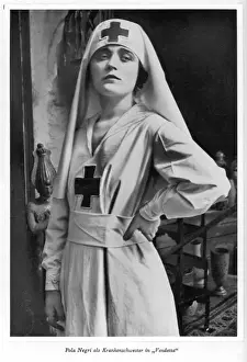 Pola Negri / As a Nurse
