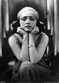 Holly Wood Prints: Pola Negri / Ross Postcard