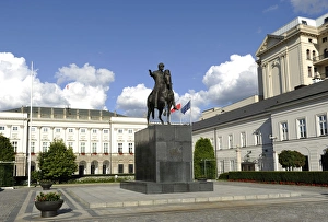 Poland. Warsaw. Presidential Palace and statue of Prince Joz Poland. Warsaw. Presidential Palace and statue of Prince Joz